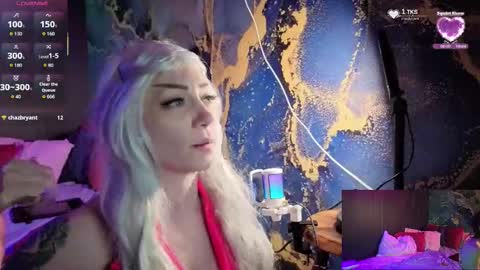 goddessxenvy online show from February 4, 2026, 4:51 am