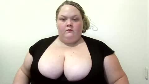 godessisabella online show from June 27, 2026, 2:05 am