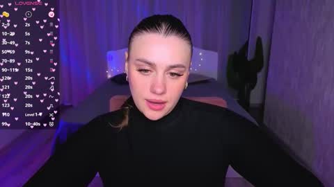 Lilya online show from October 21, 2025, 5:24 pm