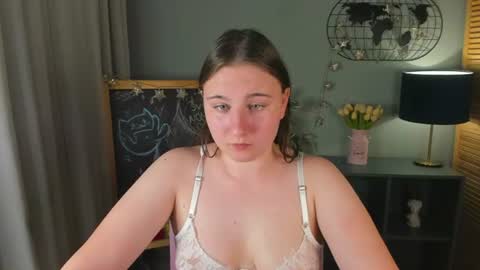 gohardmily online show from June 21, 2026, 8:28 am