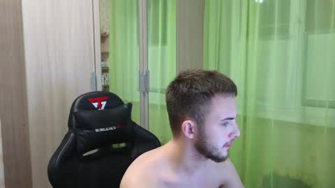 Snapshot of golden_boyyy21 chatting on November 26, 2025, 7:15 pm Golden boyyy21 online show from November 26, 2025, 7:15 pm