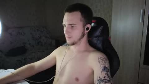 Snapshot of golden_boyyy21 chatting on June 12, 2026, 8:41 pm Golden boyyy21 online show from June 12, 2026, 8:41 pm