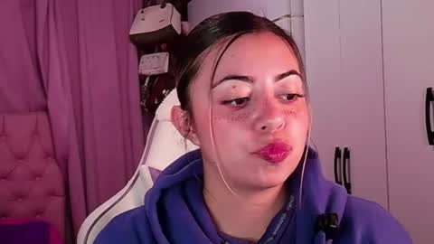 golden_gingerkitty online show from July 23, 2026, 1:58 am