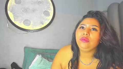 GoldenKiss  online show from July 4, 2026, 4:24 pm
