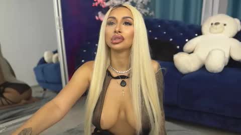 Snapshot of goldenamberx chatting on September 17, 2025, 7:15 pm GoldenAmberX online show from September 17, 2025, 7:15 pm