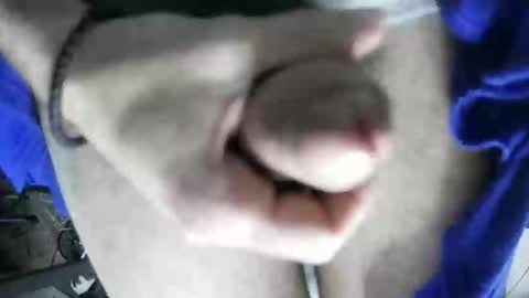 Snapshot of goldenmasculine chatting on April 25, 2026, 1:41 pm goldenmasculine online show from April 25, 2026, 1:41 pm