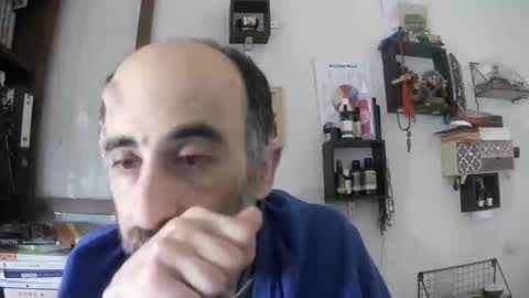Snapshot of goldenmasculine chatting on May 3, 2026, 10:43 am goldenmasculine online show from May 3, 2026, 10:43 am