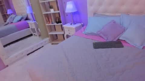 goldentemptation_ online show from February 6, 2026, 9:40 pm