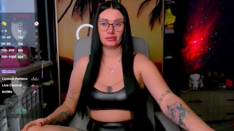 Snapshot of goldenwitchx chatting on January 7, 2026, 7:00 am Polina online show from January 7, 2026, 7:00 am