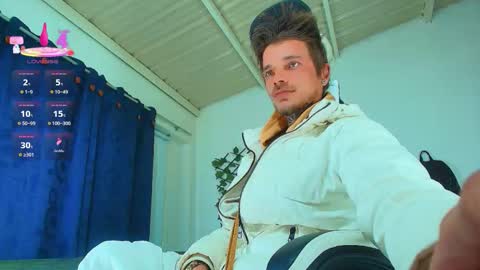 Snapshot of goldy_loyal99 chatting on November 2, 2025, 6:05 am Goldy Loyal93 online show from November 2, 2025, 6:05 am