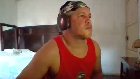 Snapshot of golons17 chatting on January 9, 2026, 6:21 pm golons17 online show from January 9, 2026, 6:21 pm