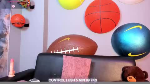 gomory_kitty online show from February 27, 2026, 4:07 pm