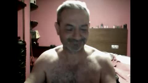 Snapshot of gonzalobilbaogon chatting on January 14, 2026, 4:45 pm gonzalo online show from January 14, 2026, 4:45 pm