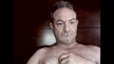 Snapshot of gonzalobilbaogon chatting on February 23, 2026, 8:12 am gonzalo online show from February 23, 2026, 8:12 am