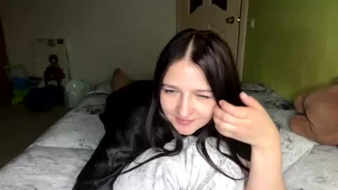 good_girl_24 online show from July 7, 2026, 3:05 pm