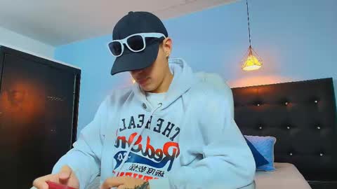 good_sheep online show from March 12, 2025, 4:51 am