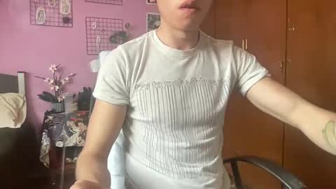 Snapshot of goodbatorboy chatting on January 1, 2025, 7:32 pm goodbatorboy online show from January 1, 2025, 7:32 pm