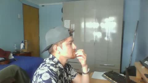 Snapshot of goodfumes chatting on December 4, 2024, 4:27 pm goodfumes online show from December 4, 2024, 4:27 pm