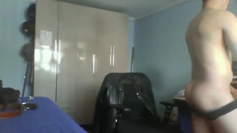 Snapshot of goodfumes chatting on January 8, 2025, 8:39 pm goodfumes online show from January 8, 2025, 8:39 pm