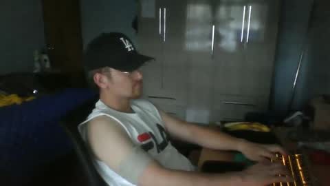 Snapshot of goodfumes chatting on January 22, 2025, 11:21 pm goodfumes online show from January 22, 2025, 11:21 pm