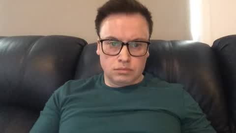 goodlookingguy164716 online show from October 17, 2025, 3:53 am