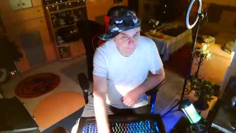 Snapshot of google5001 chatting on February 1, 2026, 2:54 am google5001 online show from February 1, 2026, 2:54 am