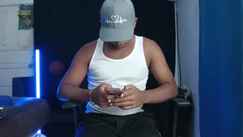 Snapshot of goos_cum chatting on February 7, 2025, 2:40 am Goos online show from February 7, 2025, 2:40 am