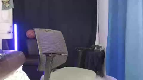 Snapshot of goos_cum chatting on February 7, 2025, 5:41 am Goos online show from February 7, 2025, 5:41 am