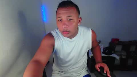 Snapshot of goos_cum chatting on November 14, 2025, 4:33 am Goos online show from November 14, 2025, 4:33 am