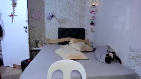 geneviev online show from February 1, 2026, 9:13 pm