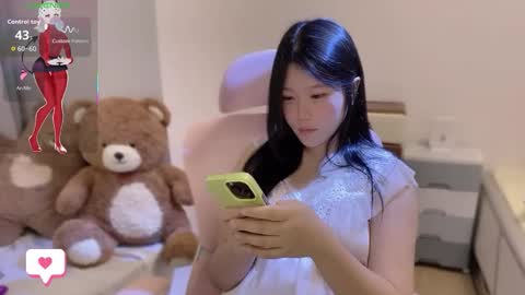 Snapshot of gorgeous_girl33 chatting on February 20, 2026, 11:27 pm gorgeous girl33 online show from February 20, 2026, 11:27 pm