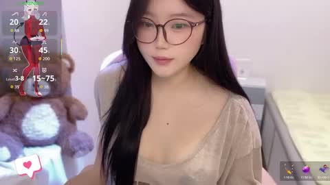 Snapshot of gorgeous_girl33 chatting on February 26, 2026, 11:59 pm gorgeous girl33 online show from February 26, 2026, 11:59 pm