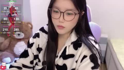 Snapshot of gorgeous_girl33 chatting on March 1, 2026, 12:34 am gorgeous girl33 online show from March 1, 2026, 12:34 am