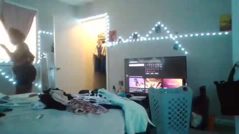 Snapshot of gotcake713 chatting on October 5, 2025, 3:10 pm Sue Goddess online show from October 5, 2025, 3:10 pm