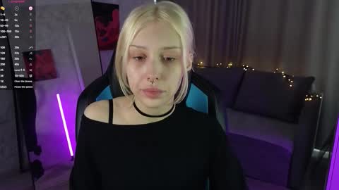 Snapshot of goth__tv chatting on October 30, 2025, 8:49 am Violeta online show from October 30, 2025, 8:49 am