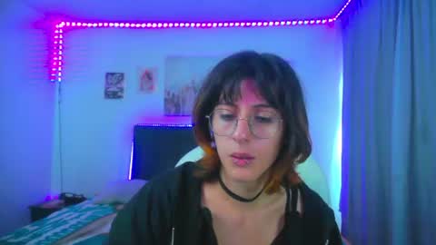 Snapshot of goth_minerva chatting on July 8, 2026, 2:10 pm goth_minerva online show from July 8, 2026, 2:10 pm