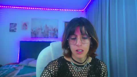 Snapshot of goth_minerva chatting on July 11, 2026, 2:09 pm goth_minerva online show from July 11, 2026, 2:09 pm