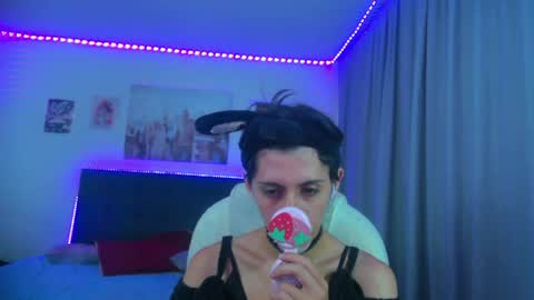 Snapshot of goth_minerva chatting on July 18, 2026, 1:37 pm goth_minerva online show from July 18, 2026, 1:37 pm