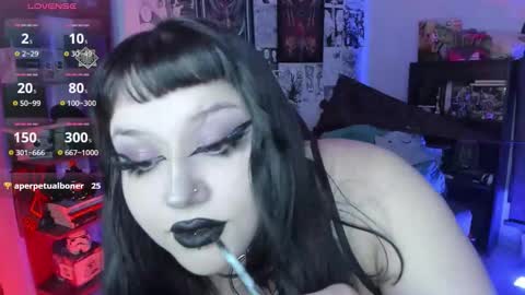 Snapshot of goth_stein chatting on November 7, 2025, 1:38 am Engel Please help me to reach 50 thumbs up online show from November 7, 2025, 1:38 am