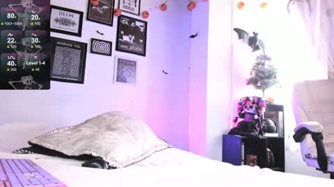 hi my name is Elizabeth nice to meet you online show from December 11, 2024, 9:01 pm