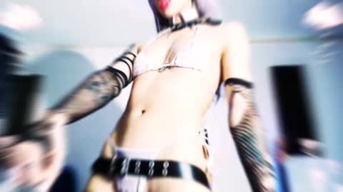 Snapshot of gothicute chatting on October 6, 2025, 6:33 am online show from October 6, 2025, 6:33 am