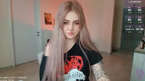 traumfrau Kira angel face devil eyes I SELL A LOT VIDEO IN GALLERY online show from February 12, 2026, 12:11 pm