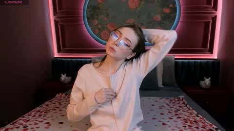 Grace online show from October 11, 2025, 8:02 am