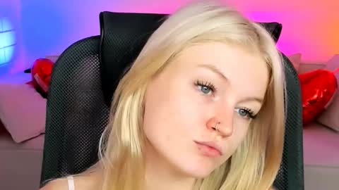 Grace Glamour online show from October 3, 2025, 5:26 am