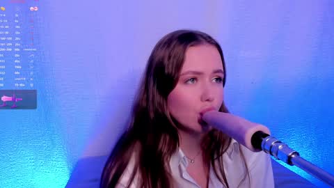 Hi call me Leia make me scream from 111155222333666999  online show from January 10, 2025, 6:20 am