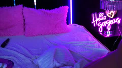 Snapshot of gracehotdavies chatting on November 27, 2025, 9:50 pm Grace online show from November 27, 2025, 9:50 pm