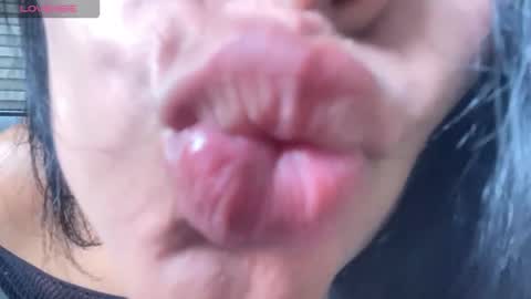 GRECIADOMM555 online show from December 19, 2025, 6:26 pm