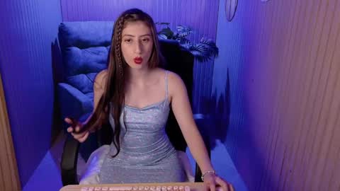  Gracie  online show from April 17, 2026, 7:06 pm