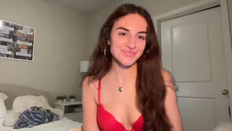 Gracie Smith online show from December 10, 2024, 3:41 am