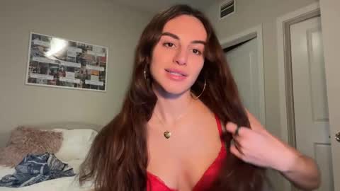 Gracie Smith online show from January 8, 2025, 4:23 am